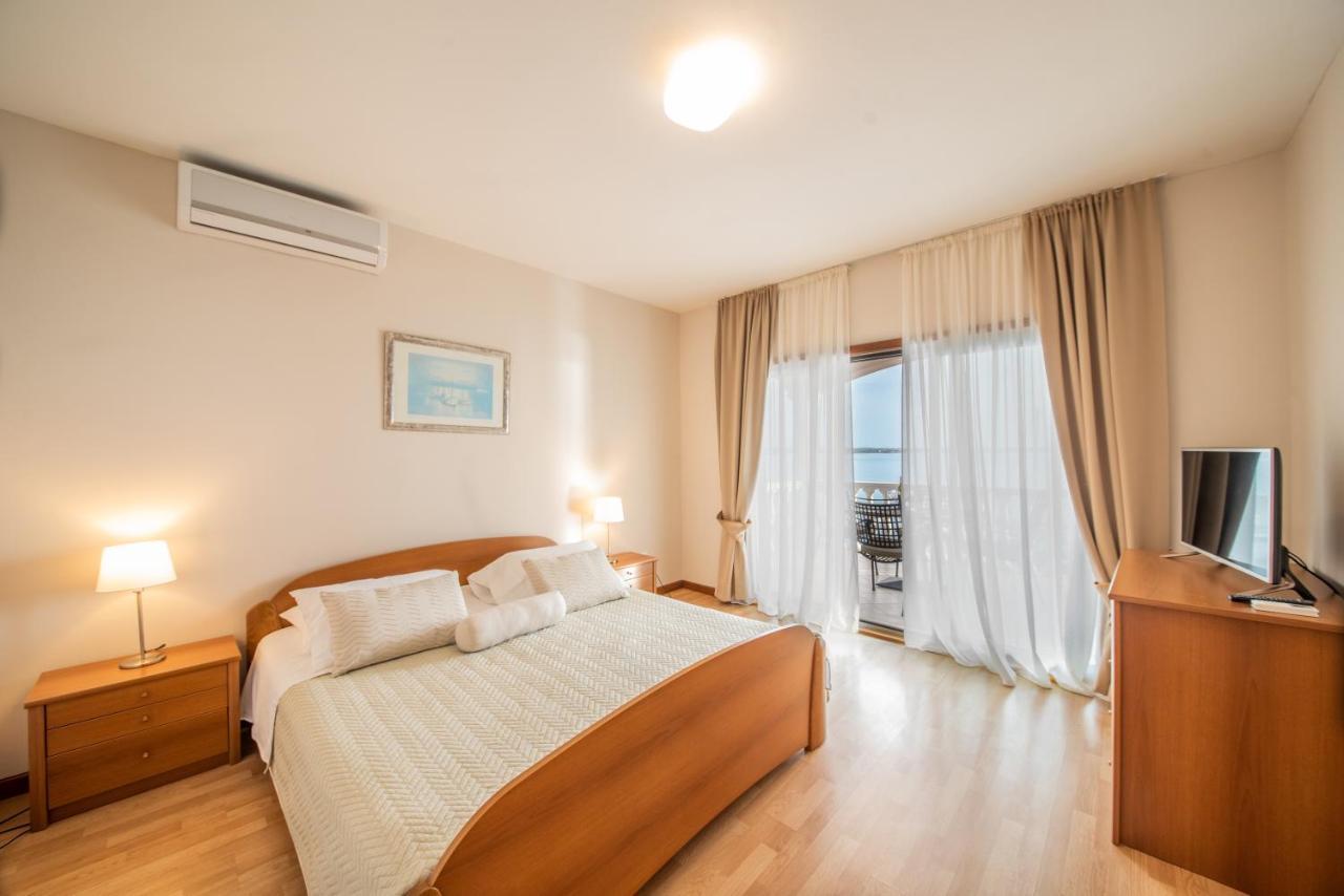 Apartments Melissa Vrsi Luaran gambar