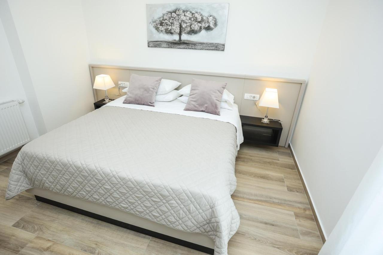 Apartments Melissa Vrsi Luaran gambar