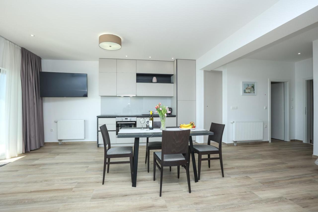 Apartments Melissa Vrsi Luaran gambar
