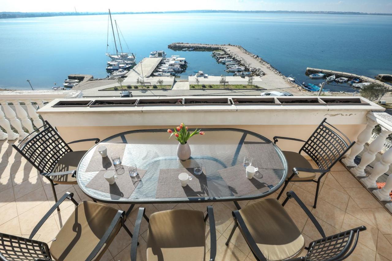 Apartments Melissa Vrsi Luaran gambar