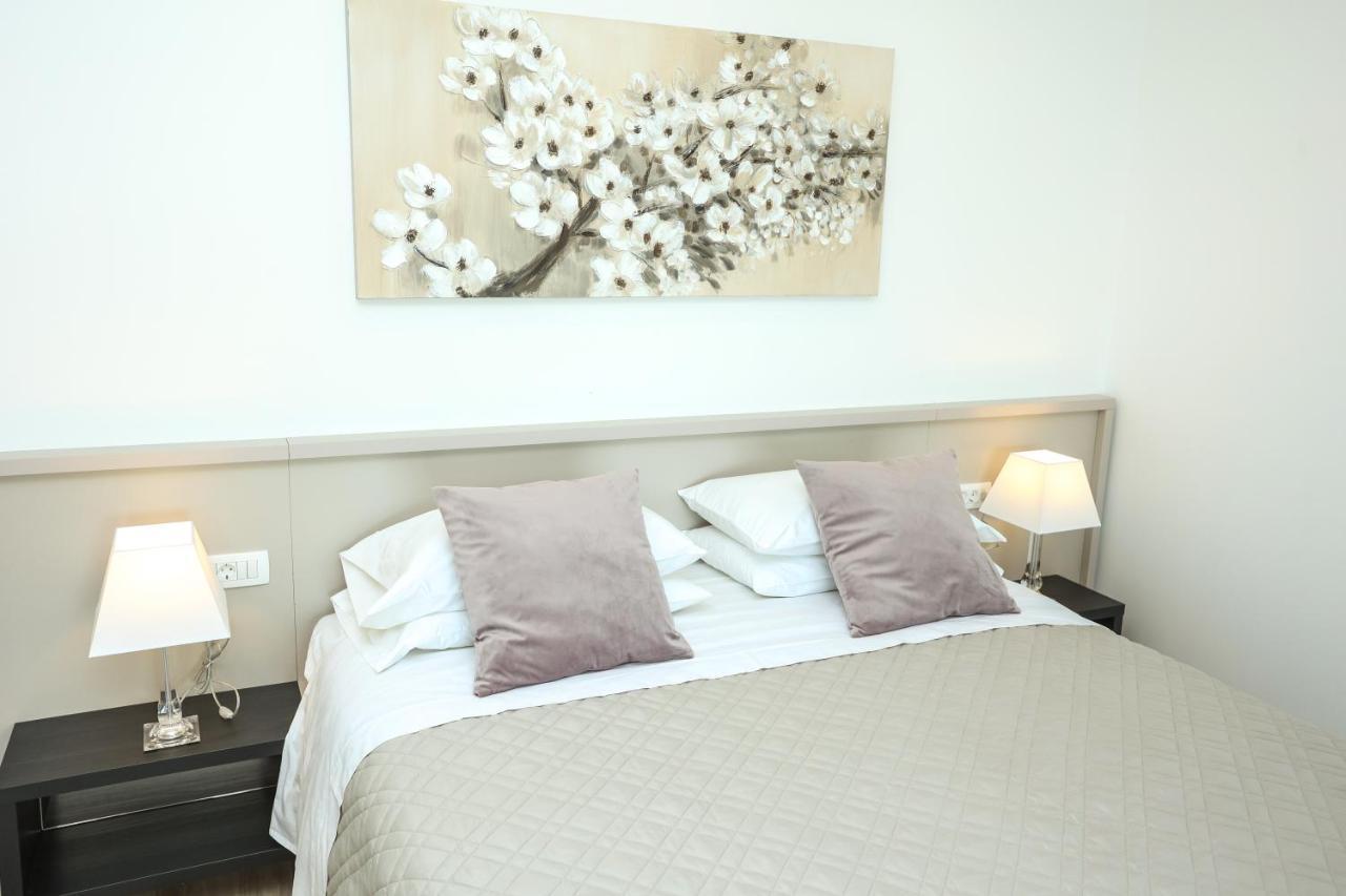 Apartments Melissa Vrsi Luaran gambar