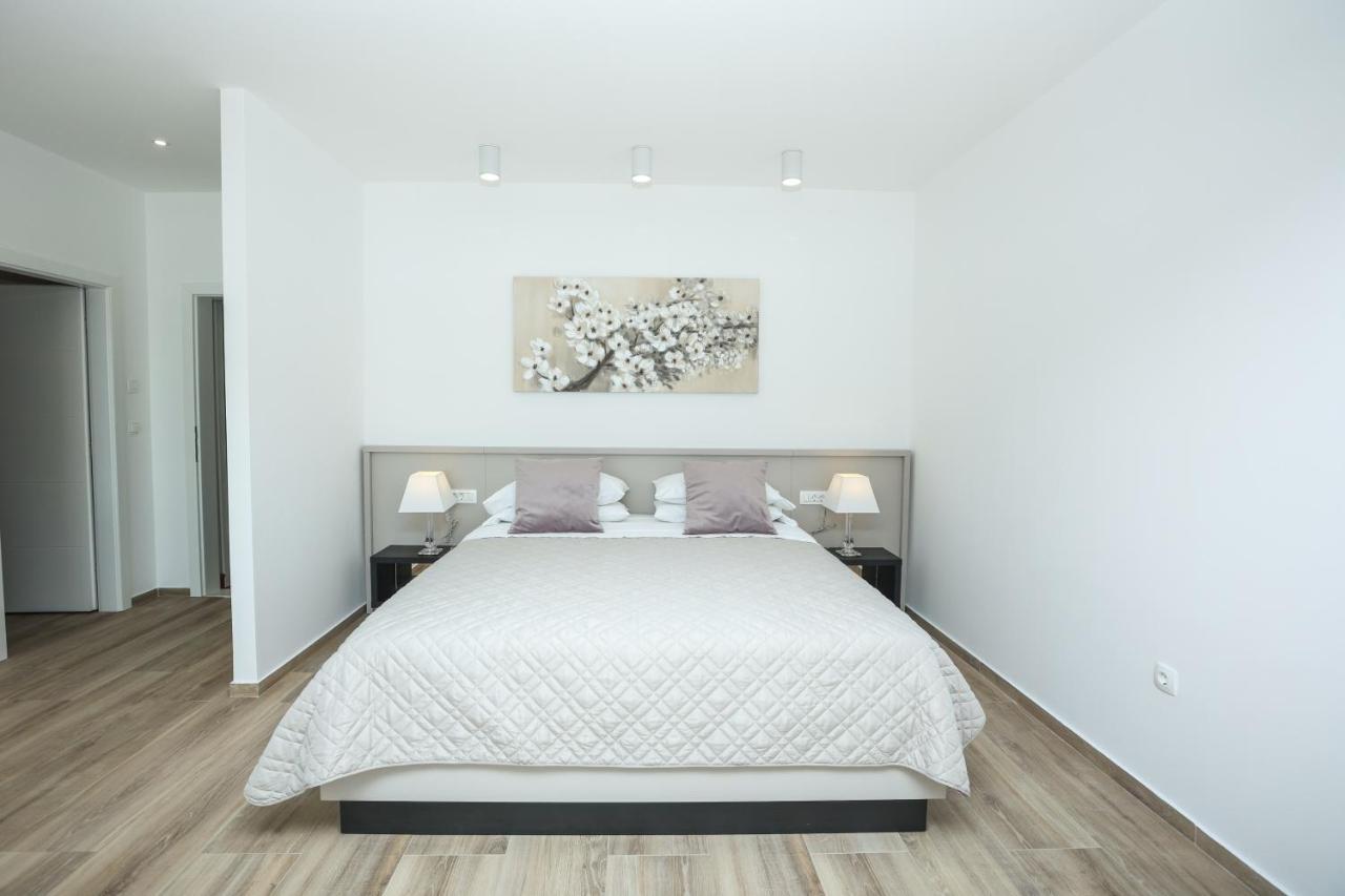 Apartments Melissa Vrsi Luaran gambar